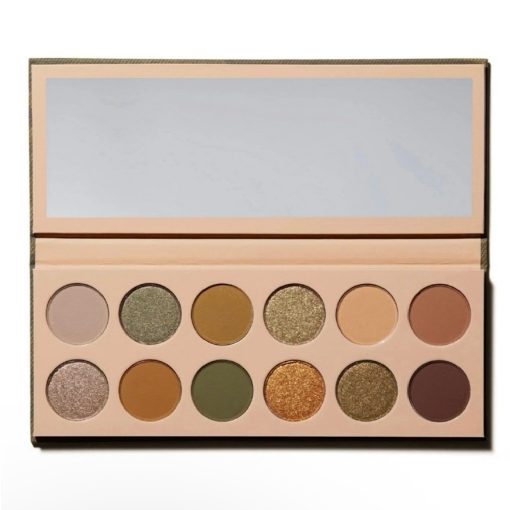 KKW Camo eyeshadow palette